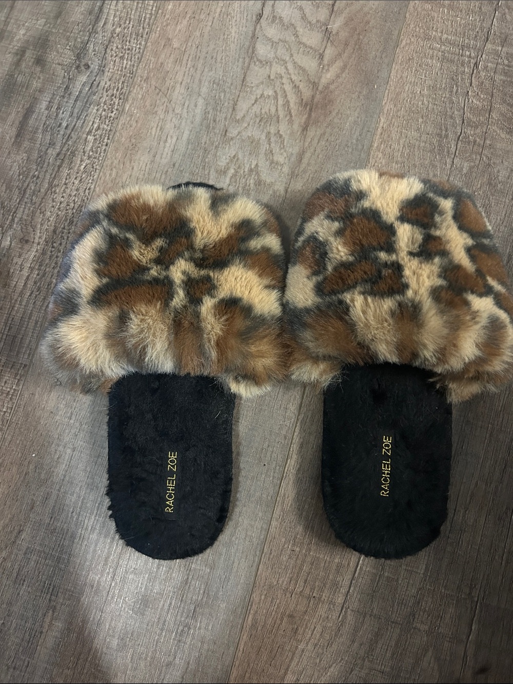 Open toe slippers